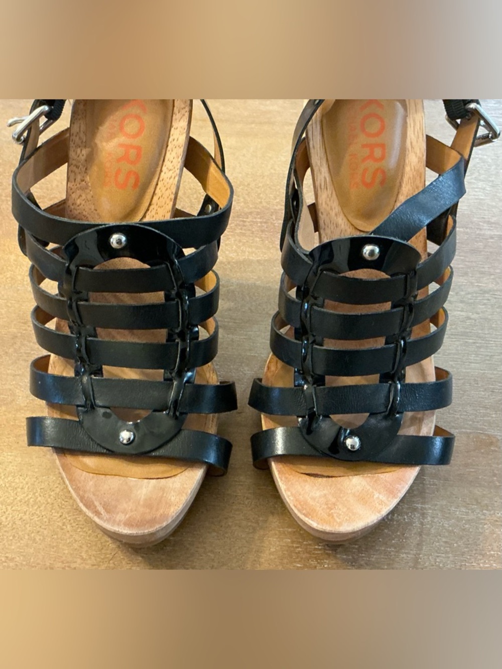 Michael Kors Black Leather Studded Platform Sandals with Wooden Heel Size 7.5 - Picture 4 of 9